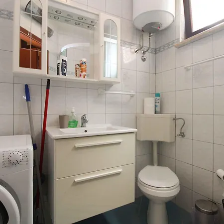 Appartamento Beachfront Pjescana Uvala-istrien 50602 *