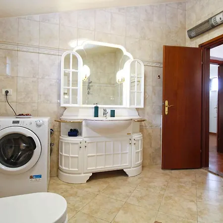 Beachfront Pjescana Uvala-istrien 50602 Appartamento Pjescana Uvala